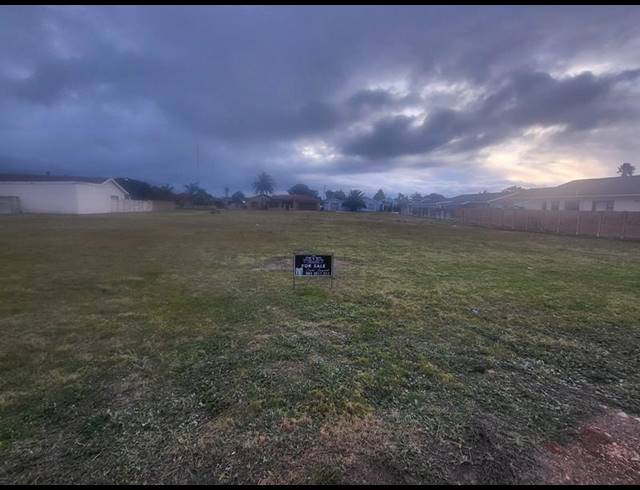 LAND FOR SALE IN ROWALLAN PARK